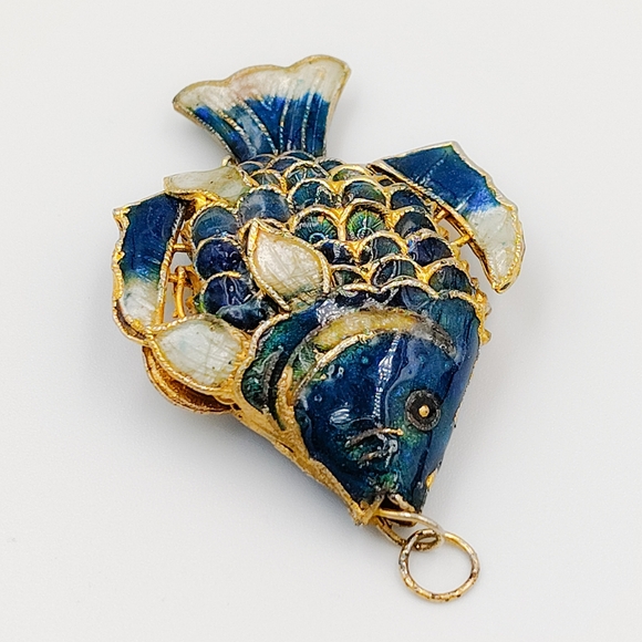 Vintage Guilloche Enamel Articulating Fish Necklace Pendant - Picture 3 of 5